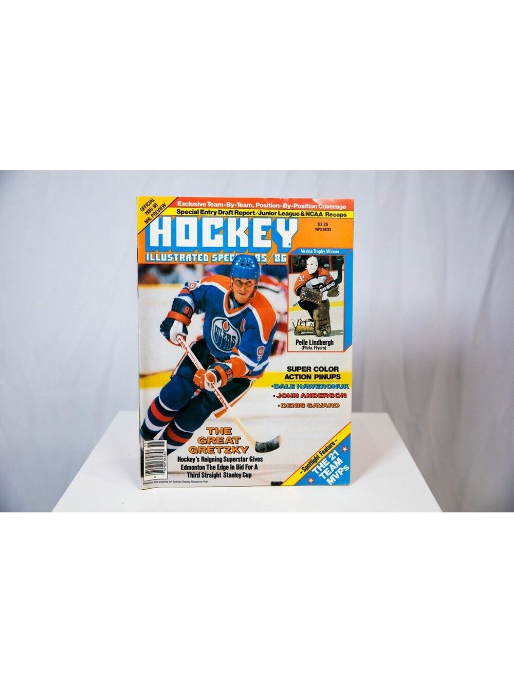 Wayne Gretzky Vintage 80s Hockey Illustrated 1985-86 Magazine